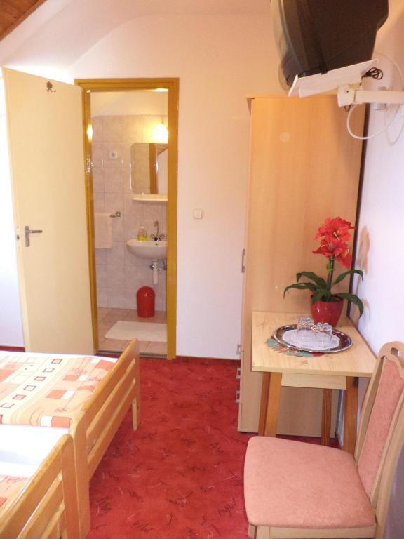 Guest house Herkules Panzio